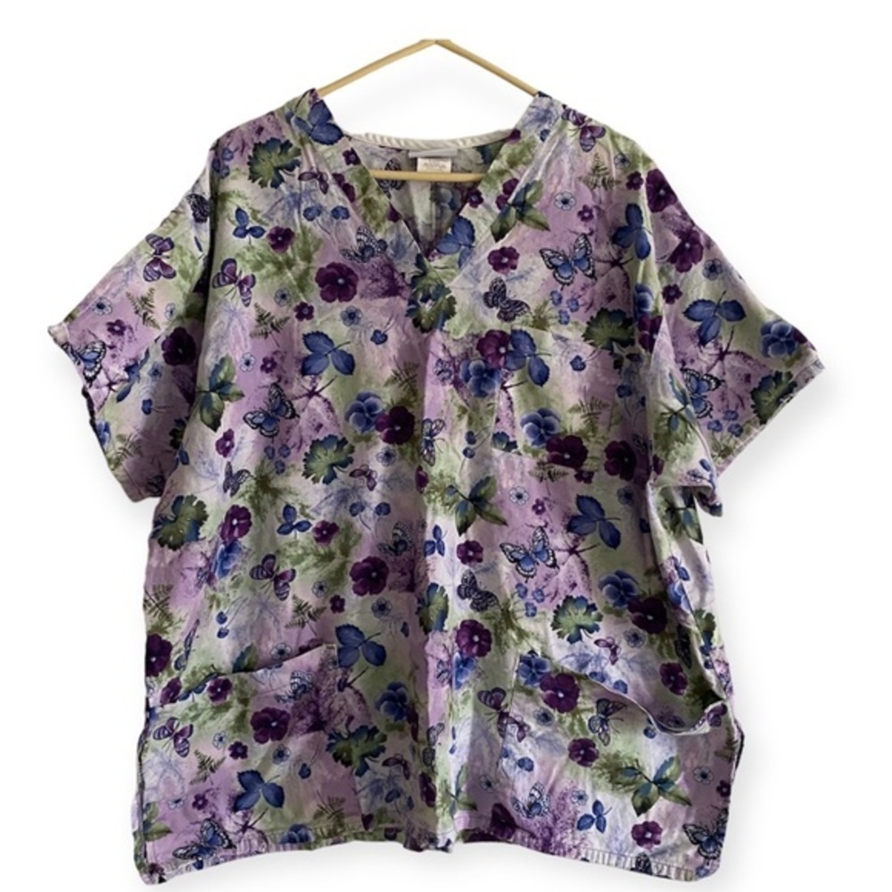 Peaches Scrub Top Women’s Size 2XL Purple V Neck Pull‎ Over Floral